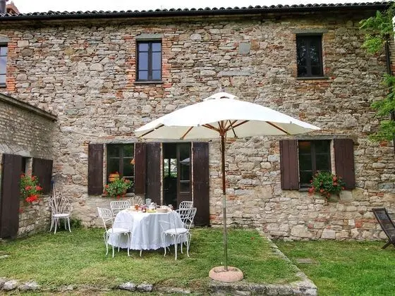 Tranquil Farmhouse near Center in Umbertide with Garden