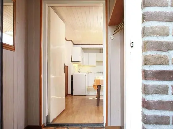 Tranquil Farmhouse near Forest in Ulicoten with Terrace - Lobi