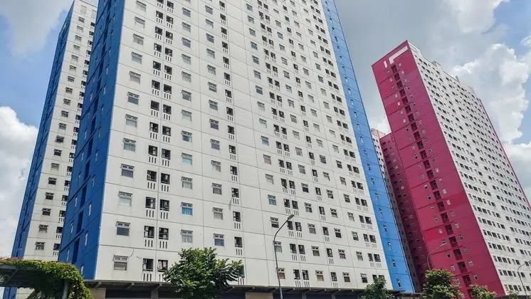 Tranquil Green Pramuka 2BR Apartment near Shopping Center