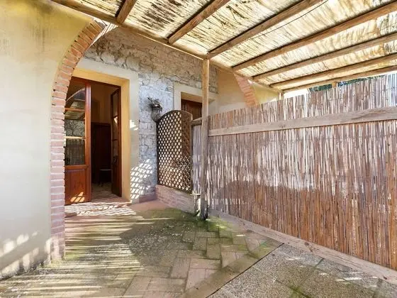 Tranquil Holiday Home in Chianni With Swimming Pool