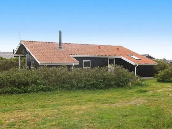 Tranquil Holiday Home in Harboøre With Private Whirlpool