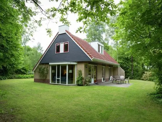 Tranquil Holiday Home in Lemele With Terrace - Öne Çıkan Resim