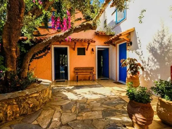 Tranquil Holiday Home in Palaiochora near Sea Beach - Öne Çıkan Resim
