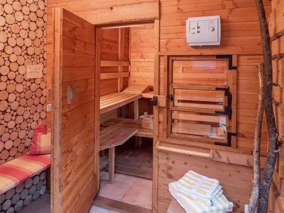 Tranquil Holiday Home in Reinerzau With Terrace and Garden - Spa