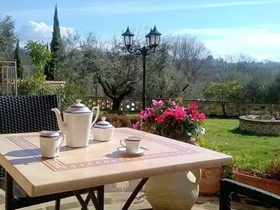 Tranquil Holiday Home in Selci With Swimming Pool - Yerinde Yemek