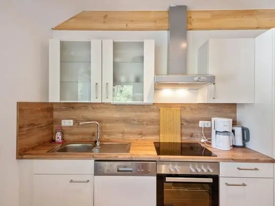 Tranquil Holiday Home in Winsen near River - Mutfak