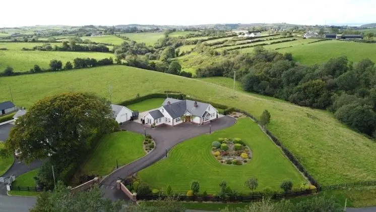 Tranquil Modern Countryside Bungalow