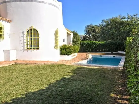 Tranquil Villa in Vilamoura With Private Swimming Pool - Havuz