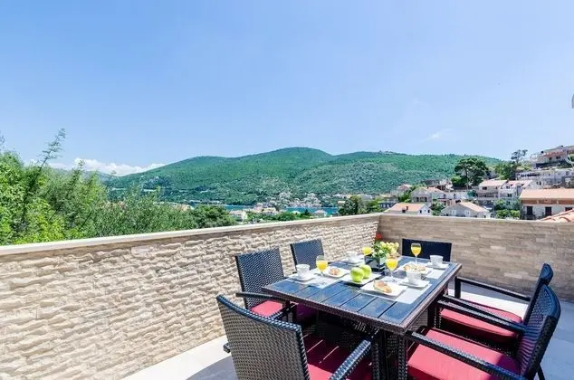 Villa Tranquility Nest Beniva - Three-bedroom Villa With Swimming Pool and Partial Sea View ID Direct Booker 7063