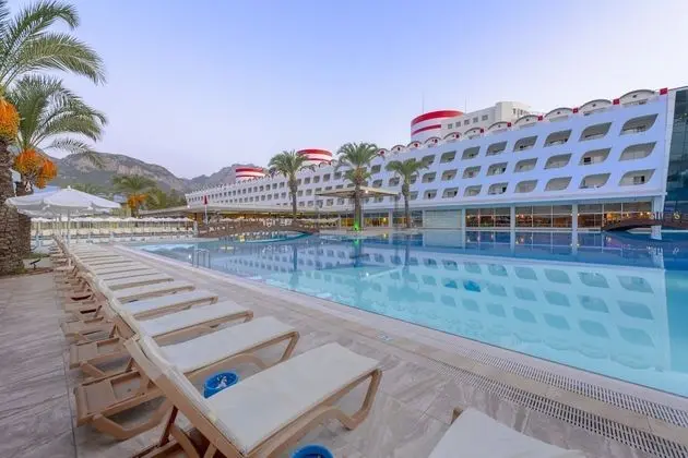 Transatlantik Hotel & Spa - Havuz