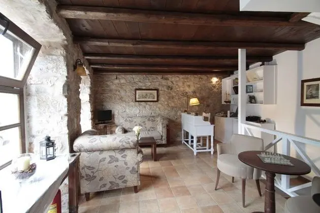Trapela Areopolis Boutique Hotel - Lobi