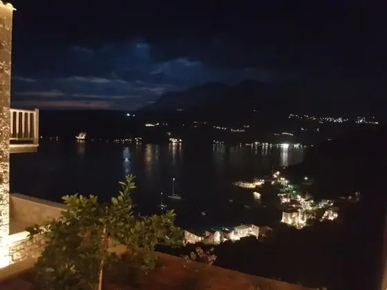 Trapela Limeni Luxury Suites - Dış Mekan