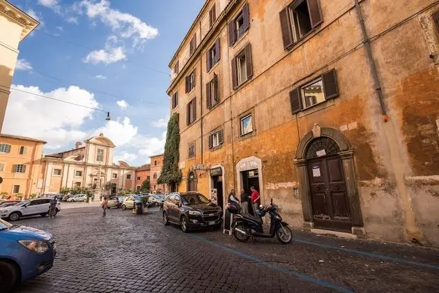 trastevere miracle suite