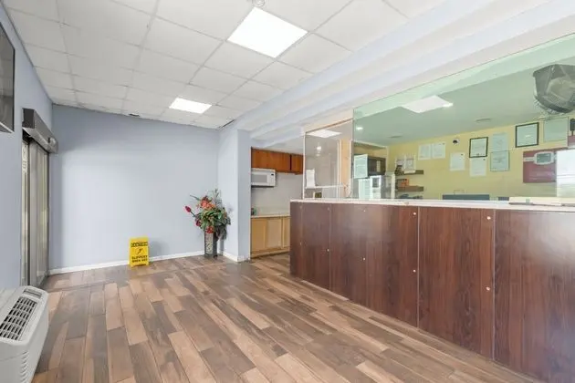 Travel Inn - Lobi