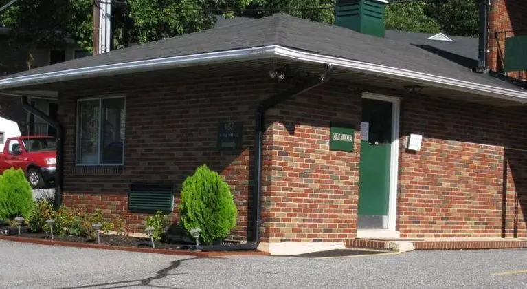 Travel Inn & Suites Flemington