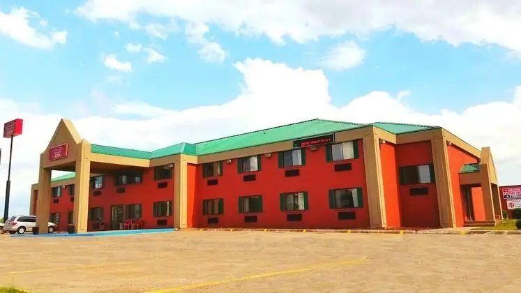 Travel Inn & Suites