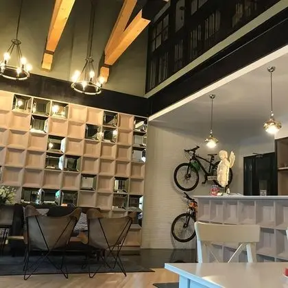 Travel Light Hostel Pattaya - Lobi