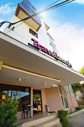 Travelbee Fuente Inn