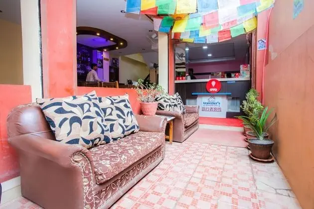 Traveler's Holiday Inn - Lobi
