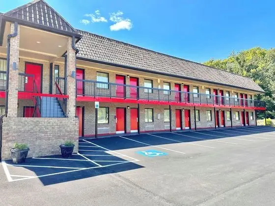 Travelers Inn