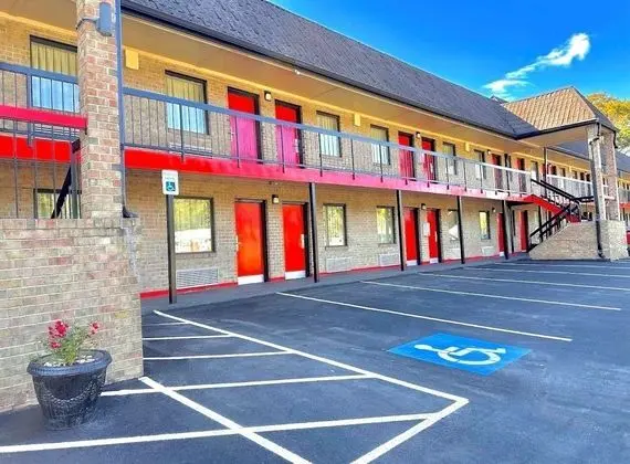 Travelers Inn - Dış Mekan