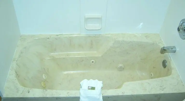 Travelers Inn and Suites Sumter