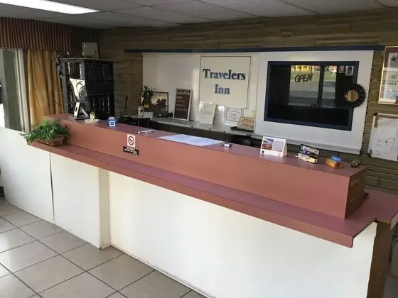 Travelers Inn - Lobi