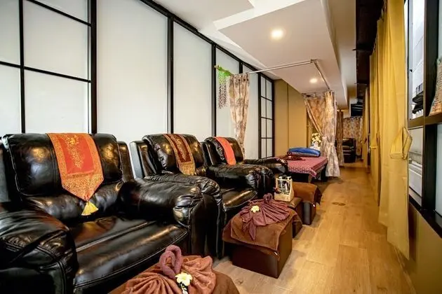 Travelier Hostel - Spa