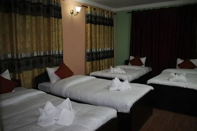 Travellers Dorm Bed & Breakfast