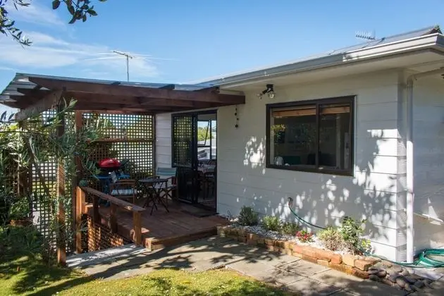 Travellers Retreat 1 Bedroom in Central Auckland