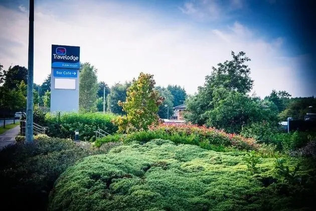 Travelodge Dublin Airport North Swords - Dış Mekan