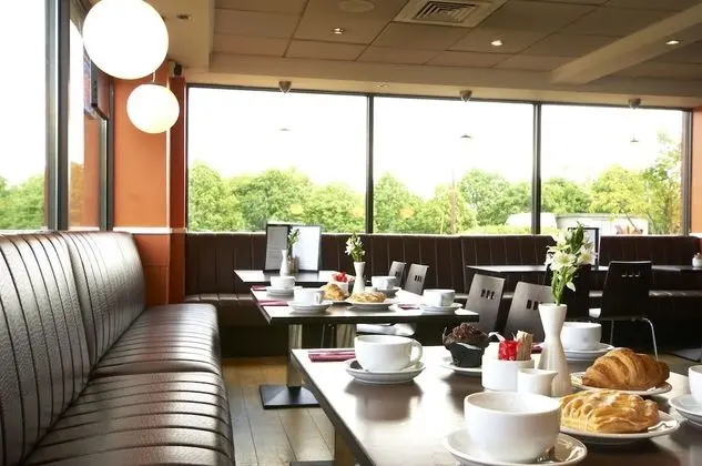 Travelodge Dublin Phoenix Park Hotel - Yerinde Yemek