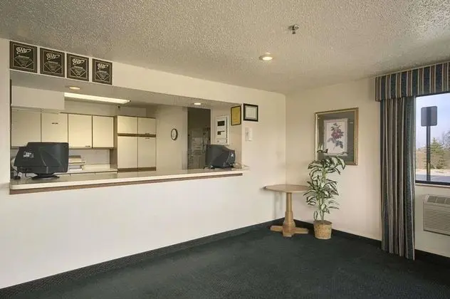 Travelodge Hudsonville