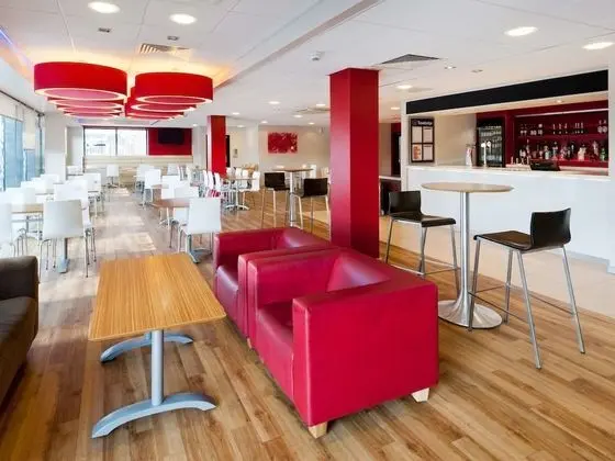Travelodge Liverpool Central The Strand - Yerinde Yemek
