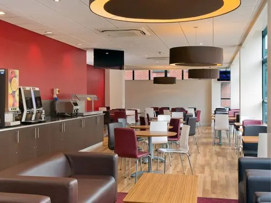 Travelodge Manchester Ancoats - Yeme / İçme