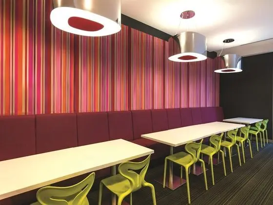 Travelodge Hotel Melbourne Docklands - Yerinde Yemek