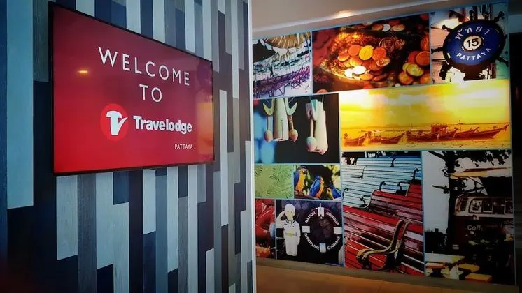 Travelodge Pattaya - Lobi