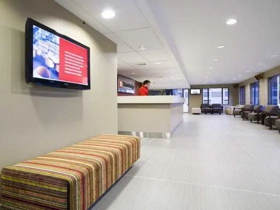 Travelodge Hotel Wellington - Lobi