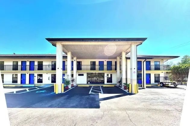 Travelodge by Wyndham Alachua