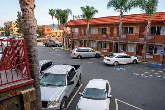Travelodge by Wyndham El Cajon - Dış Mekan