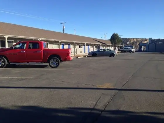 Travelodge by Wyndham Farmington Hwy 64 - Dış Mekan