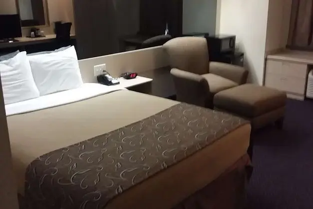 Travelodge by Wyndham Fort Scott