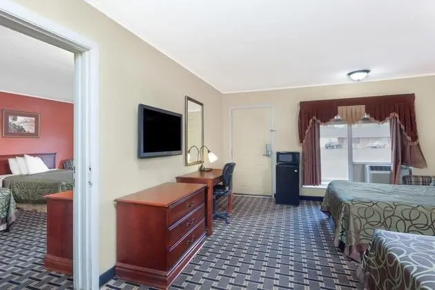 TRAVELODGE BY WYNDHAM JACKSON NORTH