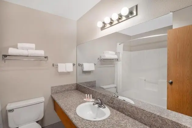 Travelodge by Wyndham Lake Havasu