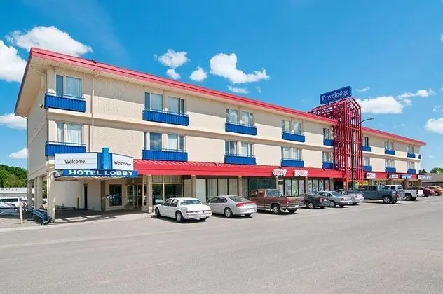 Travelodge by Wyndham Lethbridge