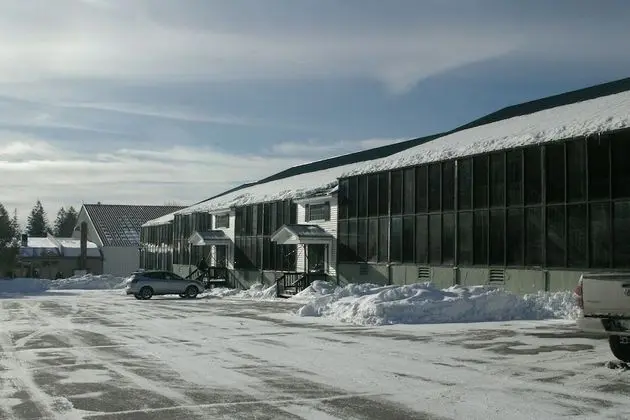 Travelodge by Wyndham Lincoln Near White Mountain - Dış Mekan