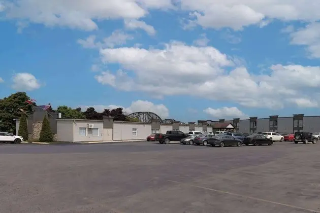 Travelodge by Wyndham Miramichi New Brunswick - Dış Mekan