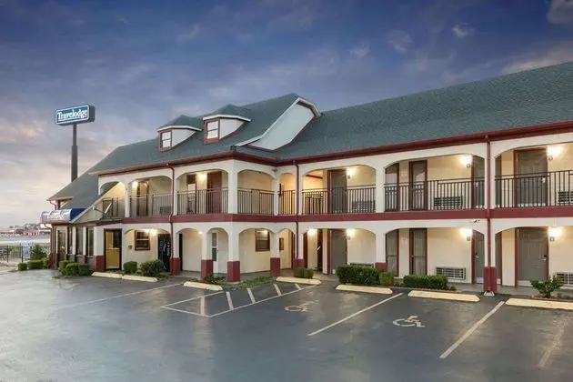 Travelodge by Wyndham Norman