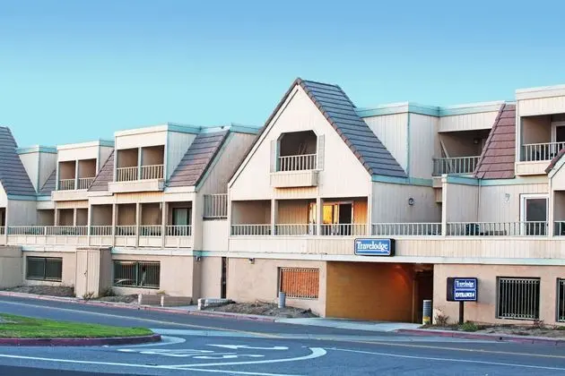 Travelodge by Wyndham Ocean Front - Öne Çıkan Resim