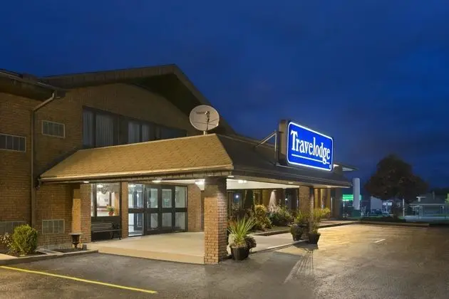 Travelodge by Wyndham Owen Sound - Dış Mekan
